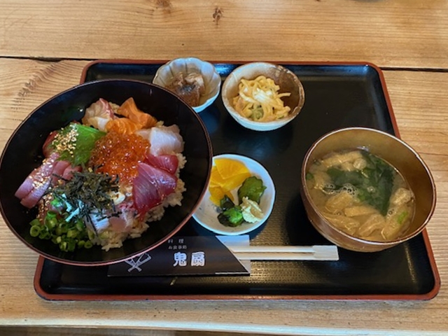 海鮮丼